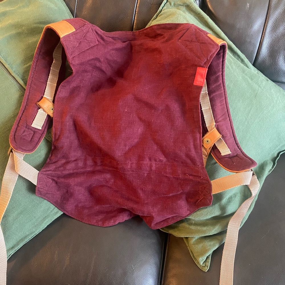 Sakura Bloom Onbuhimo with leather baby carrier